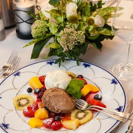 Hotel Landgasthof Toennes 3*