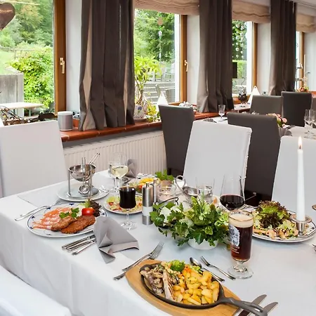 Landgasthof Toennes Hotel Wipperfurth