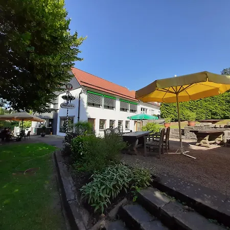 Landgasthof Toennes 3* 비퍼푸스