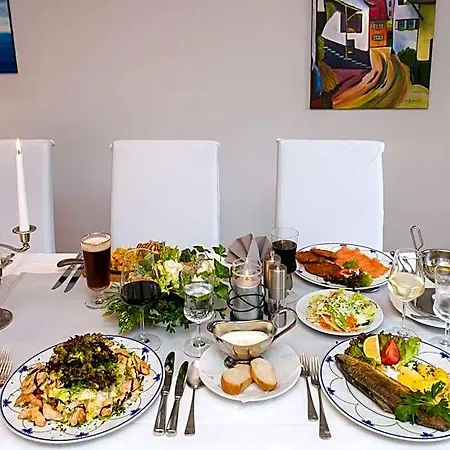 Landgasthof Toennes 3* Випперфюрт