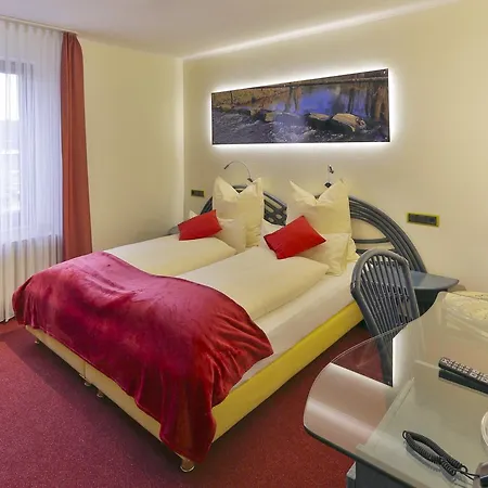 Landgasthof Toennes 3*