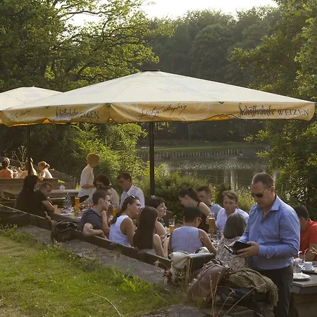 Landgasthof Toennes 3*