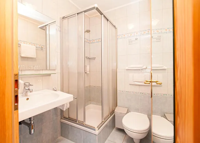 Hotel Landgasthof Toennes