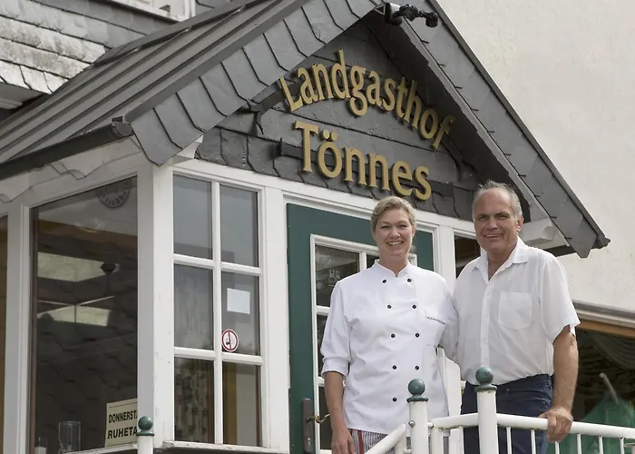 Landgasthof Toennes 3*