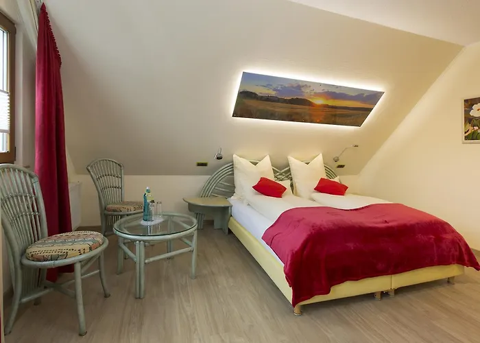 Landgasthof Toennes Hotel